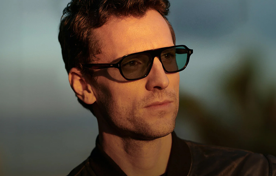 Oliver Peoples 4
